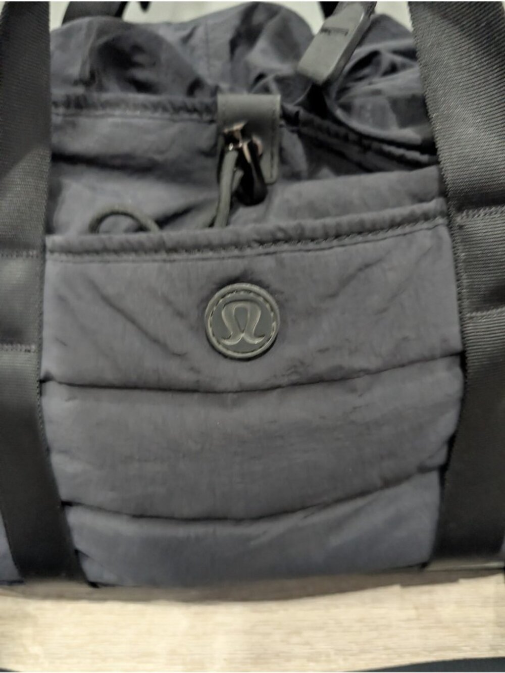 Lululemon Dash All Day Duffel Bag Black Crossbody Strap Yoga Gym Travel - Picture 4 of 16